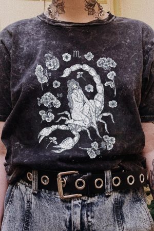 SCORPIO Goddess Printed Casual Oversized T-Shirt