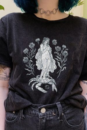CANCER Goddess Printed Casual Oversized T-Shirt