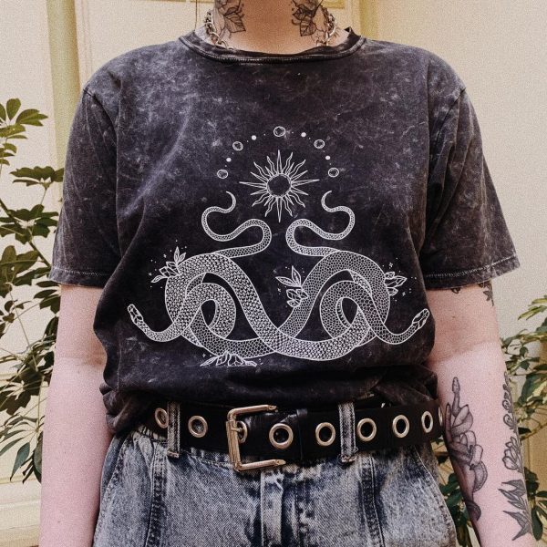 Dark Mystery Snake Printed Casual Oversized T-shirt